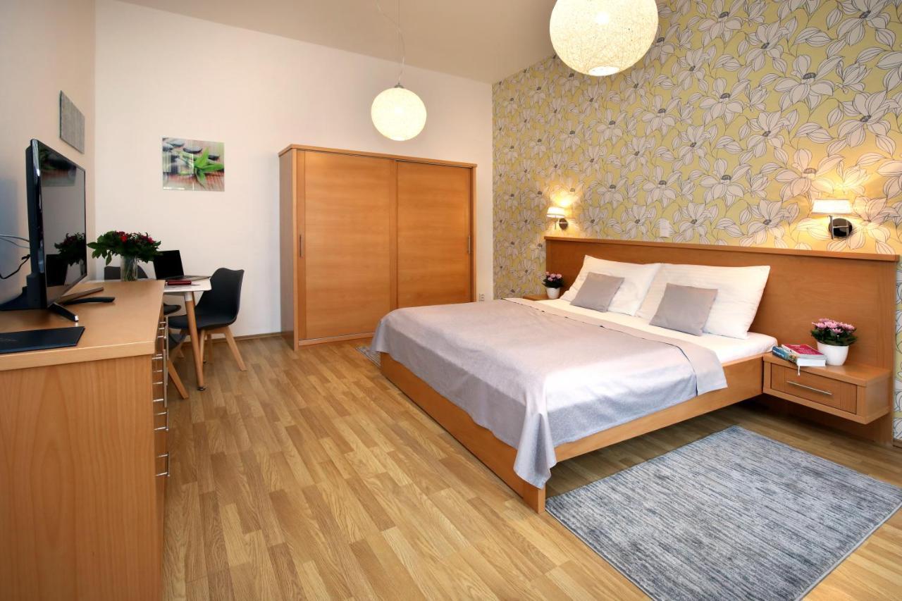 Andel Apartments Praha Eksteriør billede